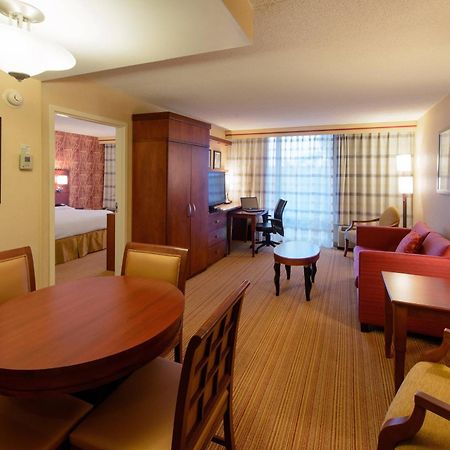 Courtyard By Marriott Canton North Canton Exteriör bild