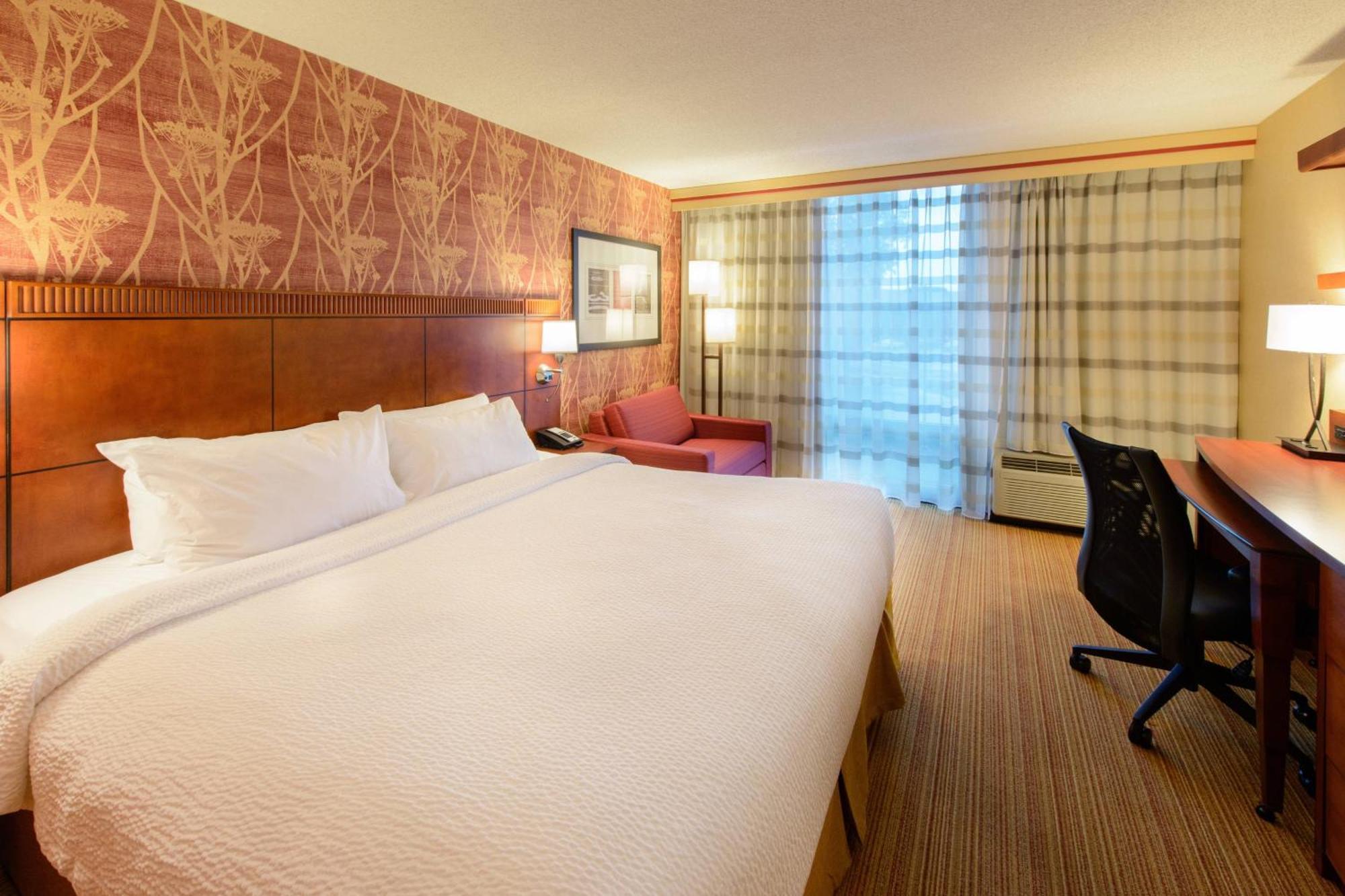 Courtyard By Marriott Canton North Canton Exteriör bild